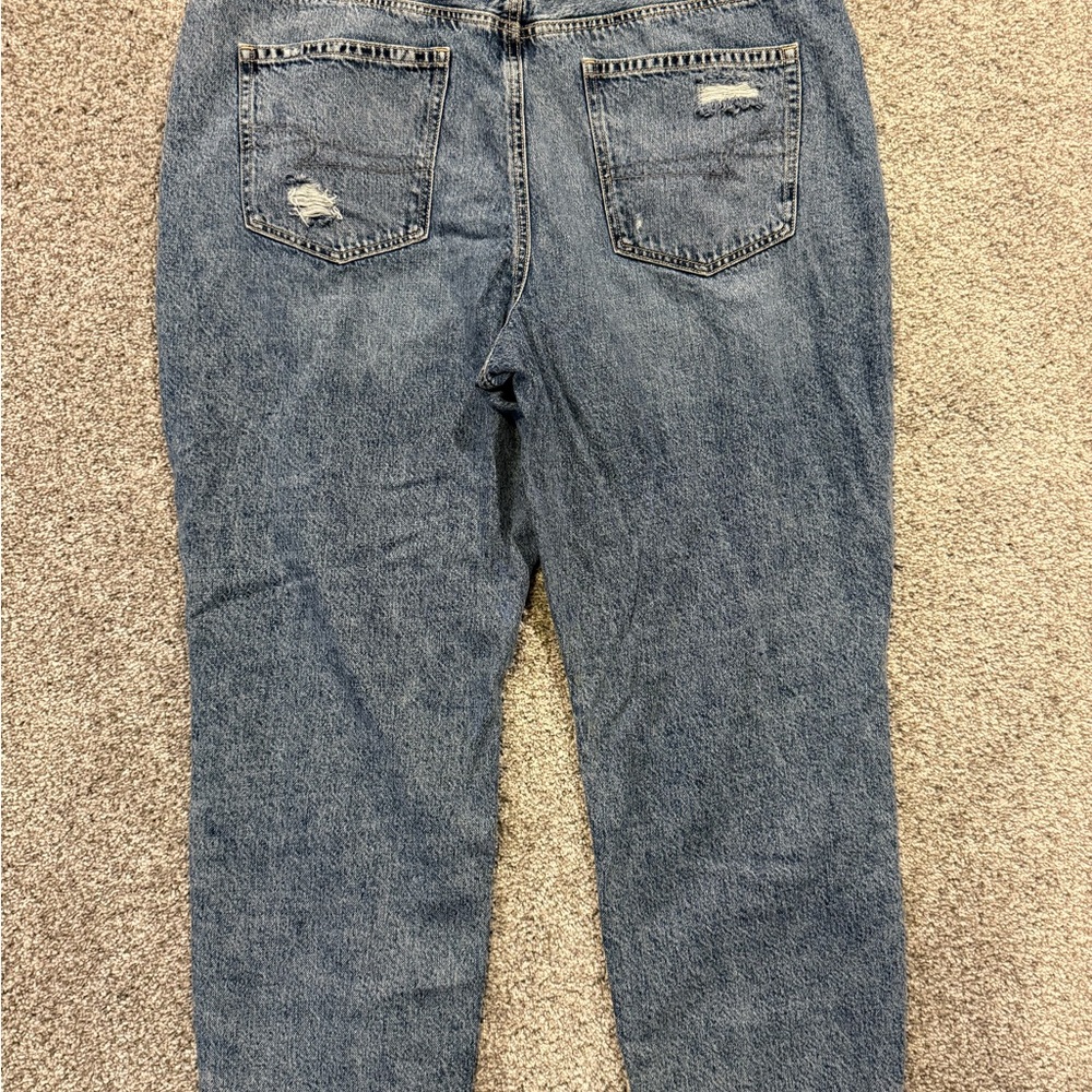 American  Eagle Jeans Womens 20 Blue Regular Mom Jean Distressed Pockets - Picture 2 of 11